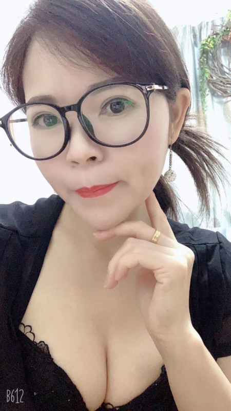 风韵熟女紫秋